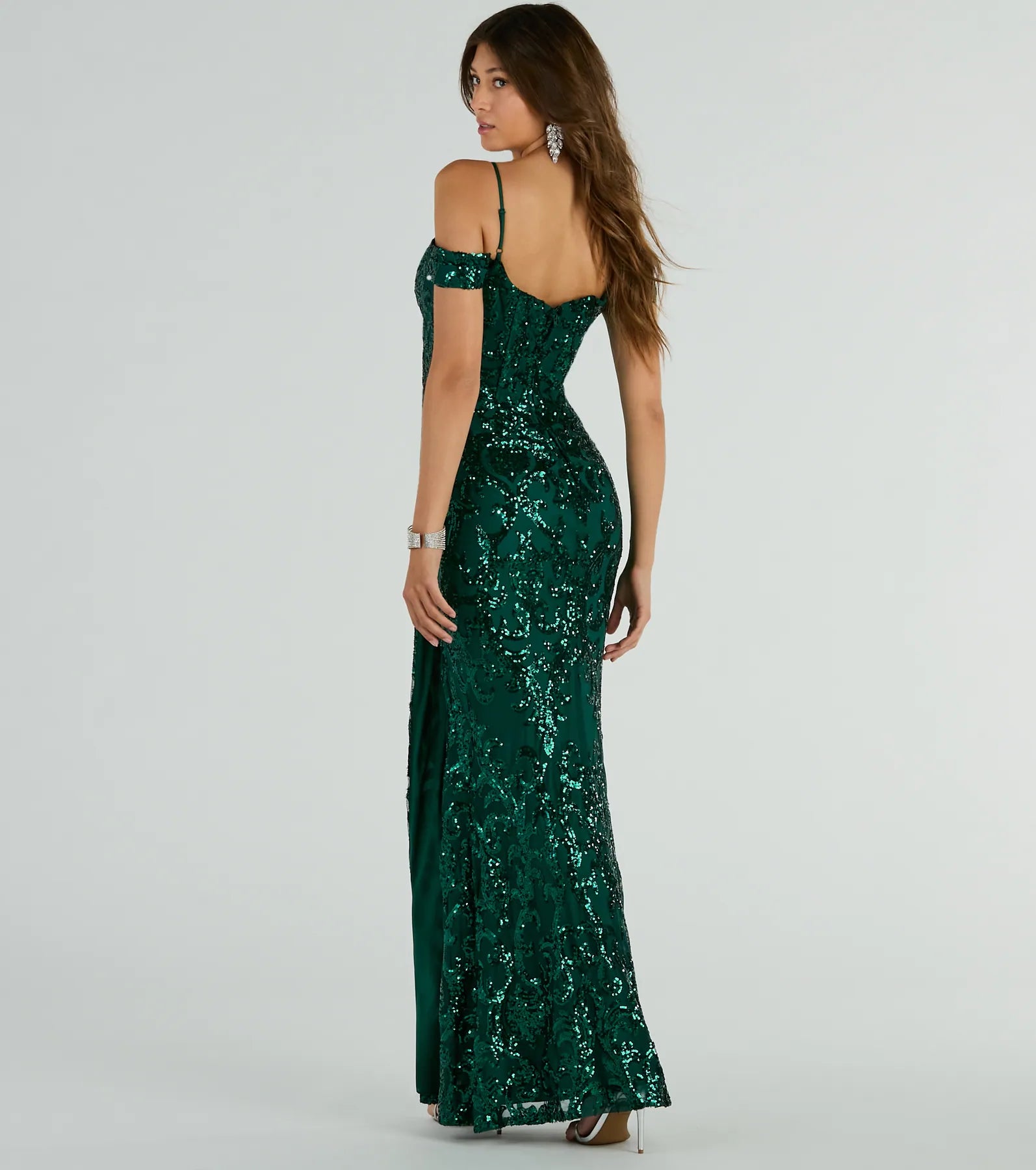 Nevaeh Cold Shoulder Mermaid Sequin Formal Dress - Image 2