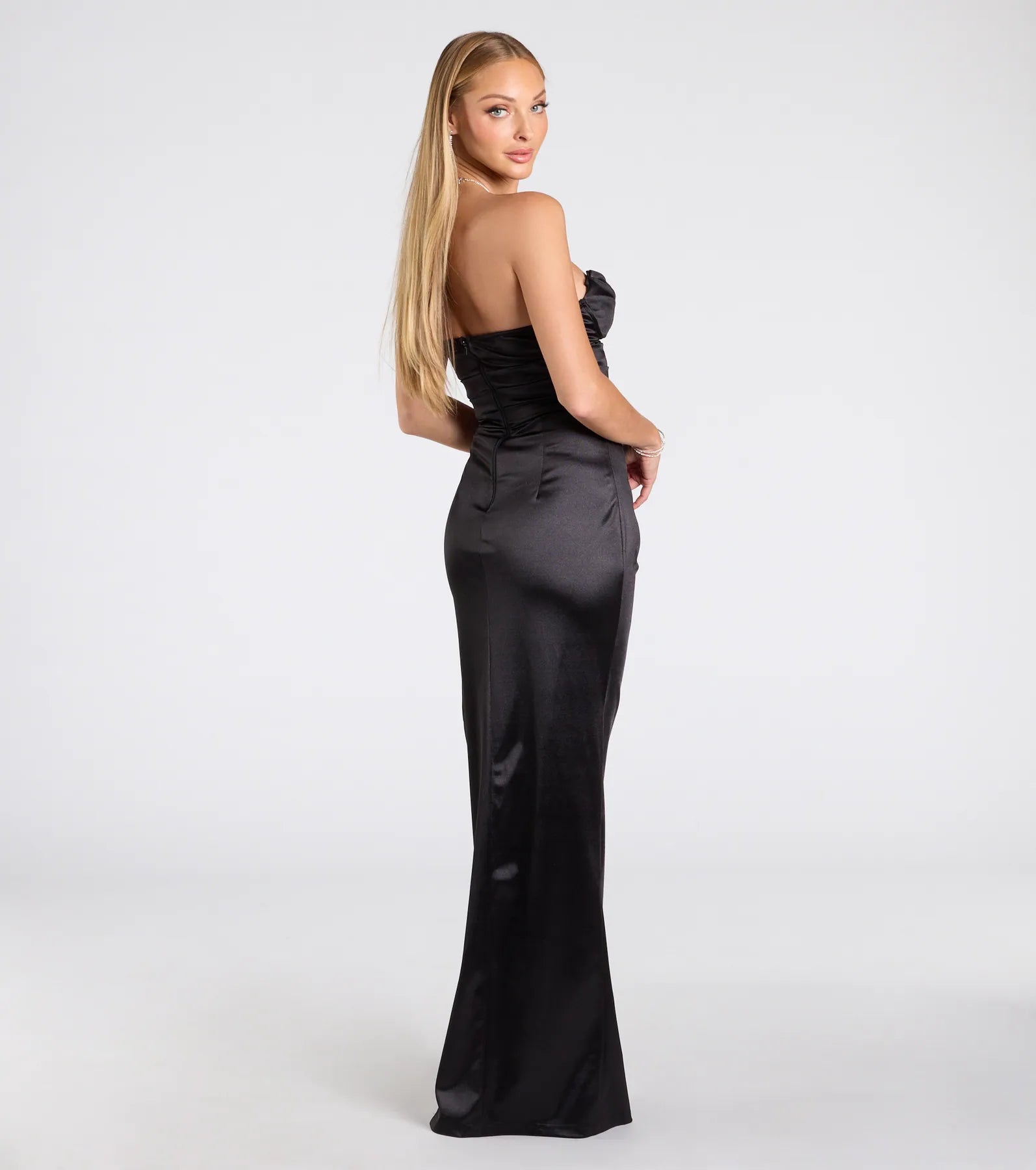 Noel Strapless Sweetheart Slit Satin Formal Dress - Image 2