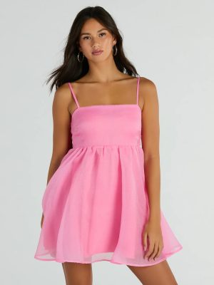 Babe Of The Hour Sleeveless Bow Back Babydoll Dress
