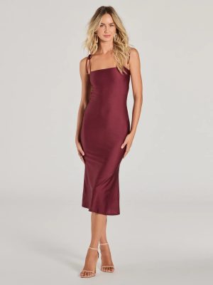 Something About Her Strappy Back Bodycon Midi Dress