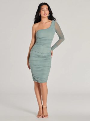 Inspiring Muse One-Shoulder Long Sleeve Midi Dress
