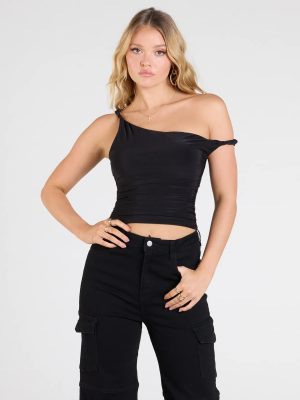 Iconic Chic One-Shoulder Crop Top