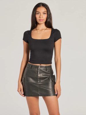 The View And You Short Sleeve Tie Back Crop Top