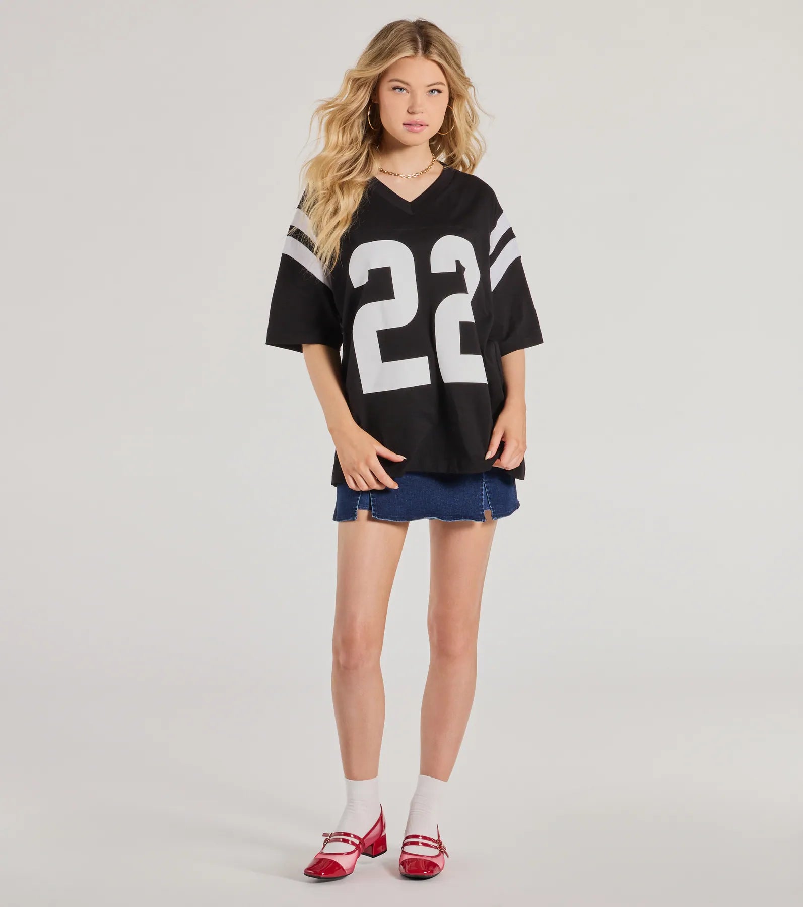 22 Oversized Graphic Tee - Image 3