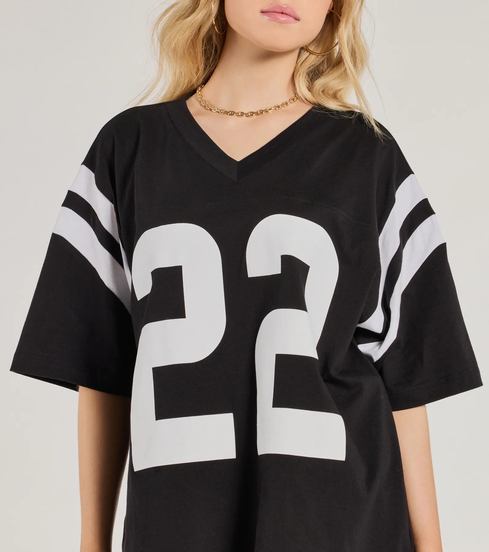 22 Oversized Graphic Tee - Image 4