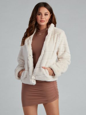 Trendy Illusion Stripe Faux Fur Jacket