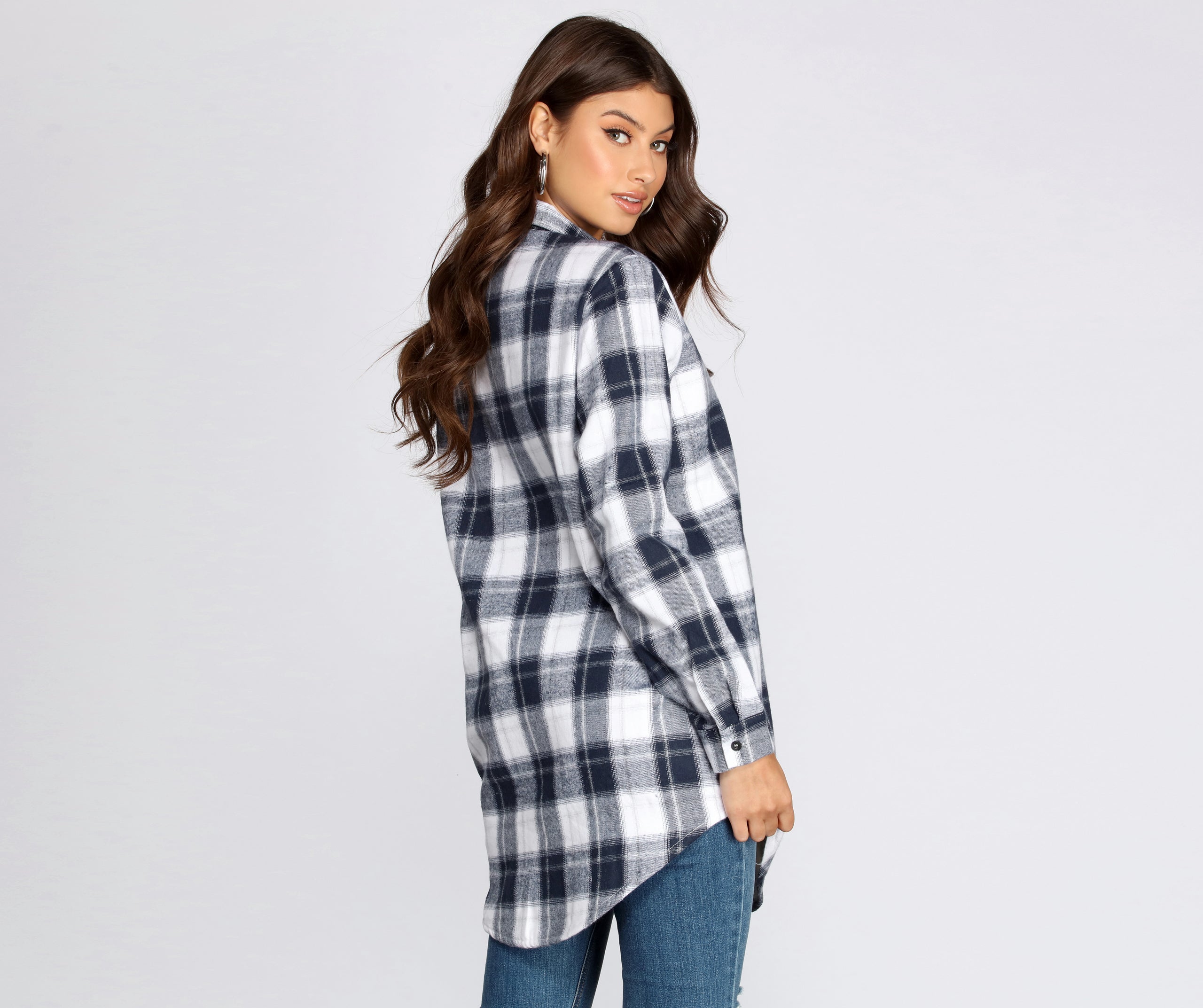 Traditional Sherpa Lined Long Flannel - Image 2