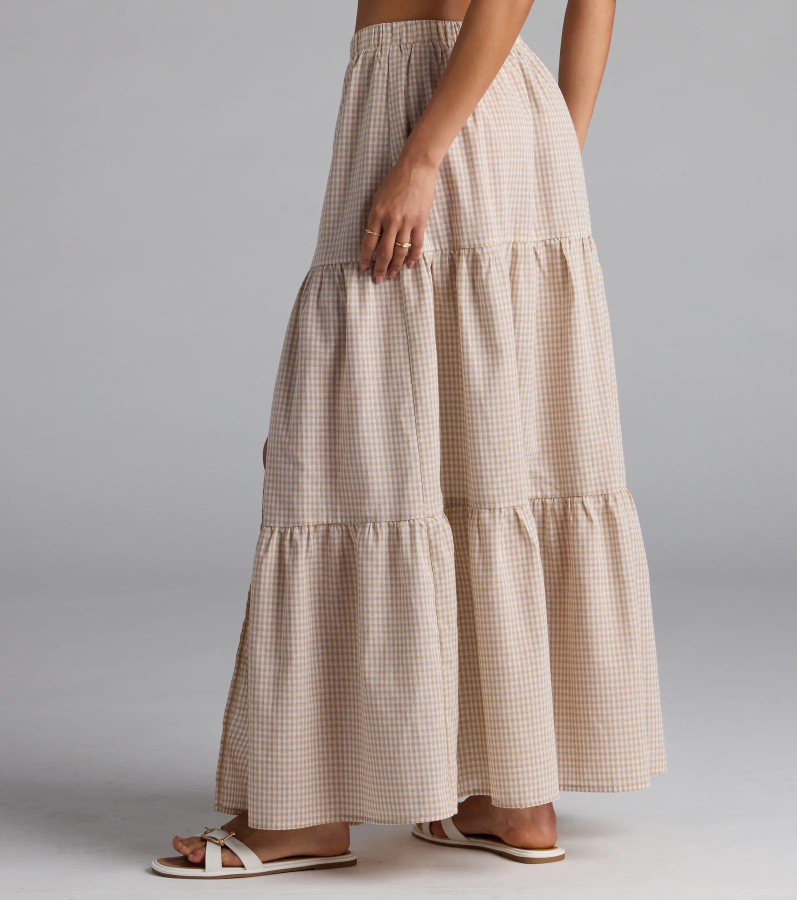 Vintage Charm Gingham Slit Peasant Maxi Skirt - Image 2