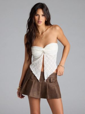 Around The City Mid-Rise Pleated Skort