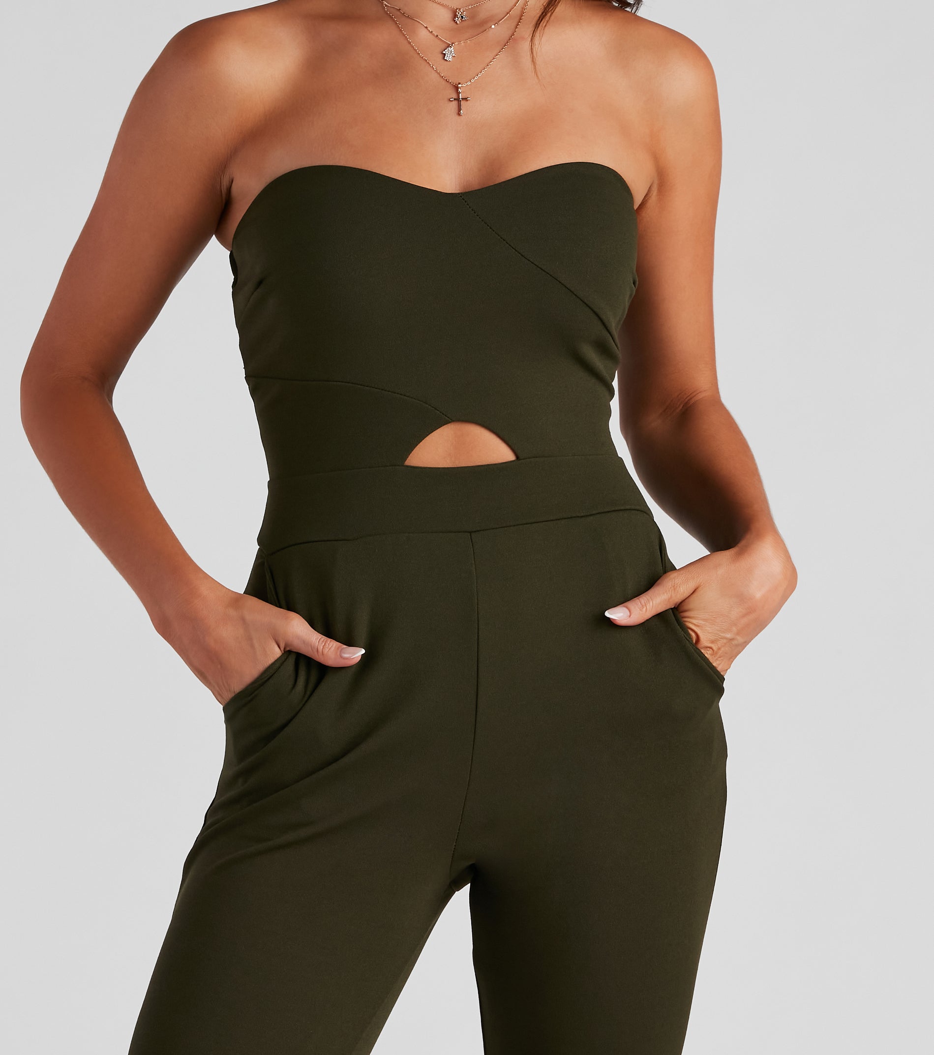 Chic Sophistication Sleeveless Tapered Jumpsuit - Image 10