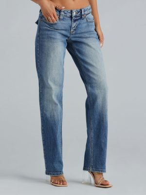 '90s Style Low-Rise Relaxed Fit Jeans