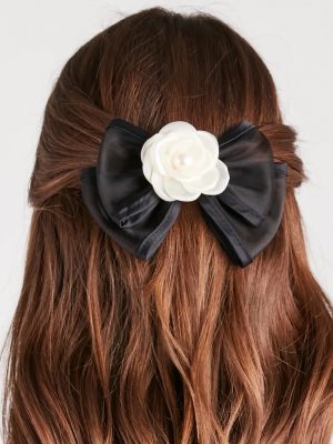 Adorable Trendsetter Rosette Bow Barrette