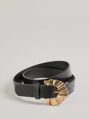 Trendy Textures Faux Leather Belt