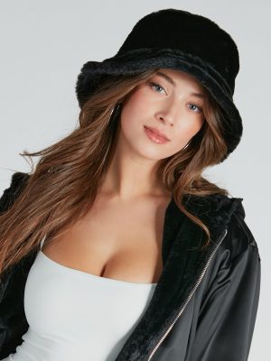 Winter Babe Reversible Faux Fur Bucket Hat