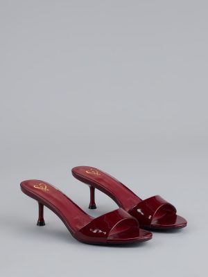 Own the Moment Patent Heeled Mules