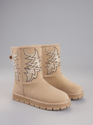 Western Chill Embroidered Suede Boots