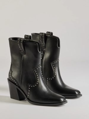 Chic Western Studded Faux Leather Booties