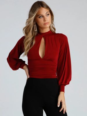 Chic Edition Mock Neck Keyhole Top