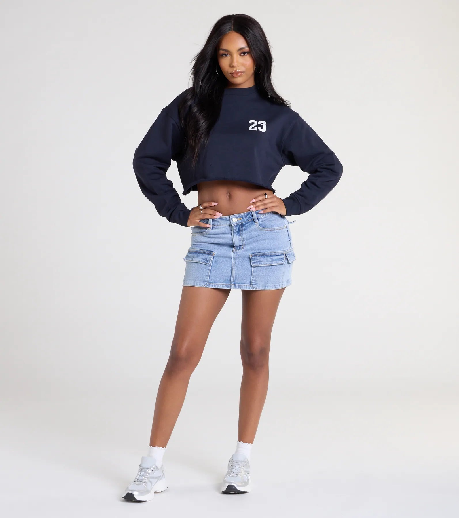 Sunday Leisure Oversized Graphic Sweatshirt - Image 3