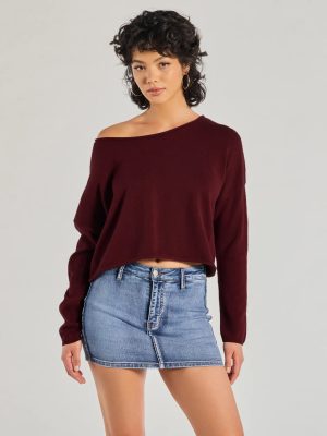 Classic Chic Asymmetrical Cropped Pullover Sweater