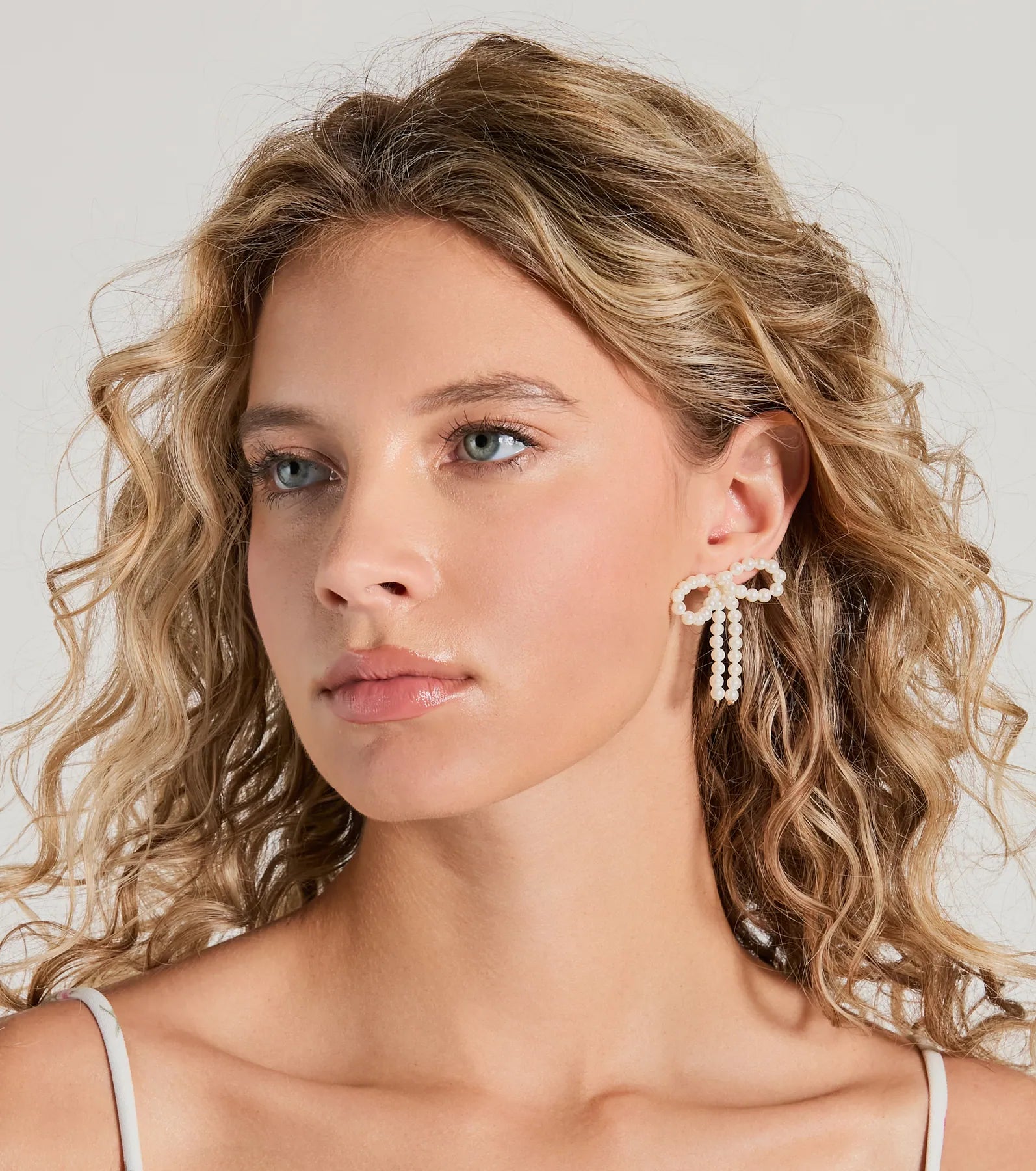 Upscale Chic Faux Pearl Bow Earrings - Image 2