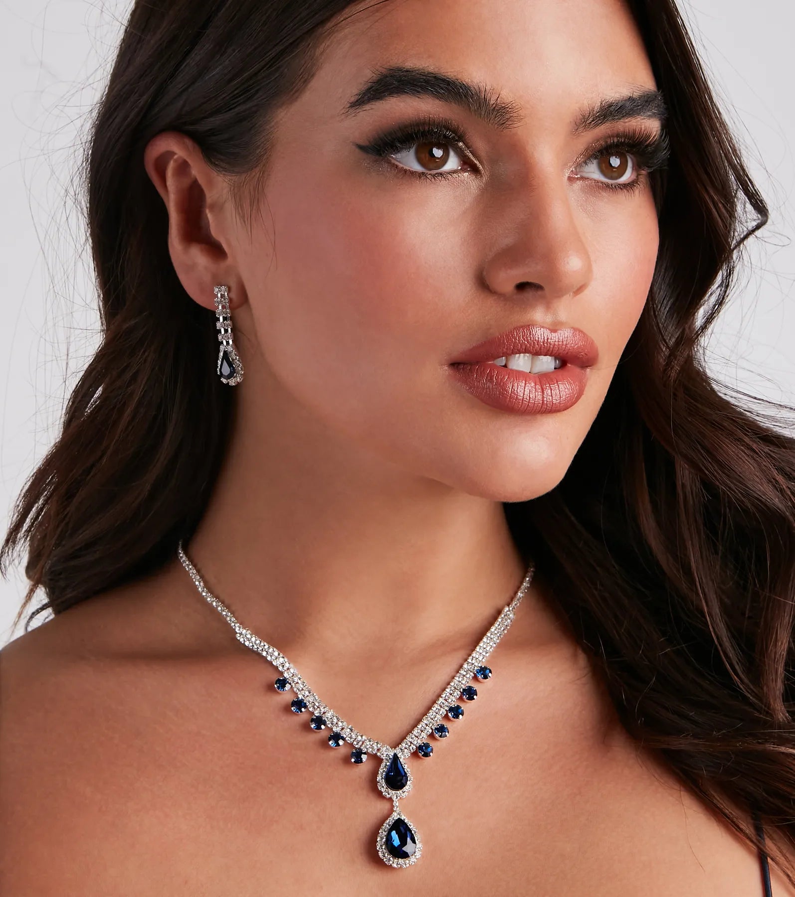 Glamorous Affair Gemstone Necklace And Earrings Set - Image 5