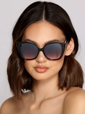 So Obsessed Oversized Cat-Eye Sunglasses