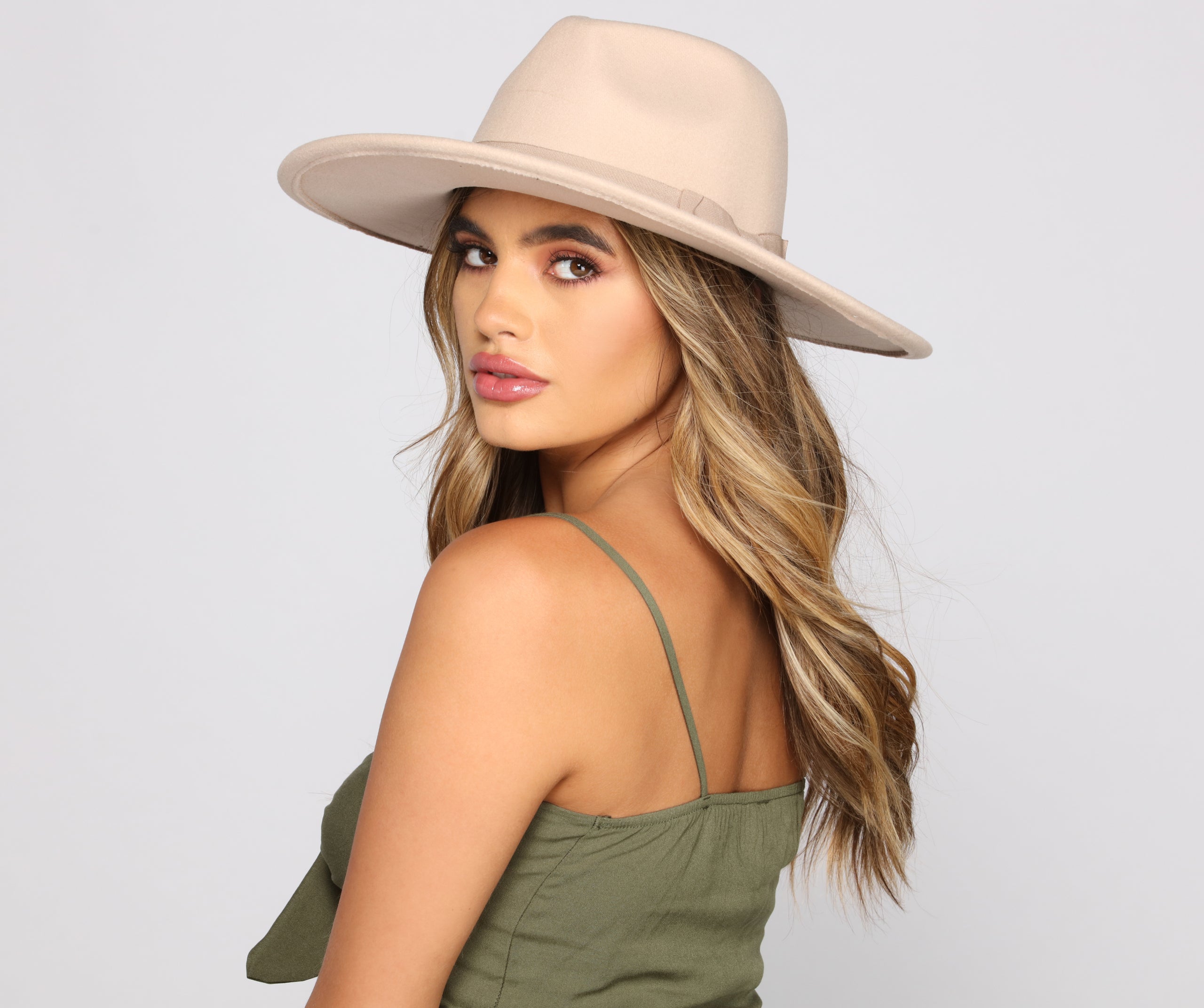 Effortlessly On-Trend Panama Hat - Image 3