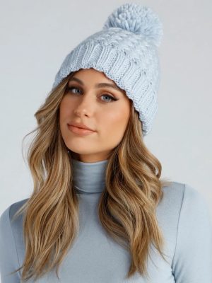 Cold Cutie Yarn-Knit Beanie