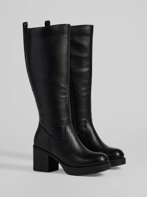 Edgy Chic Under-The-Knee Moto Platform Boots