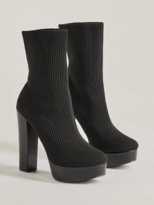 Feeling Knit Platform Ankle Booties