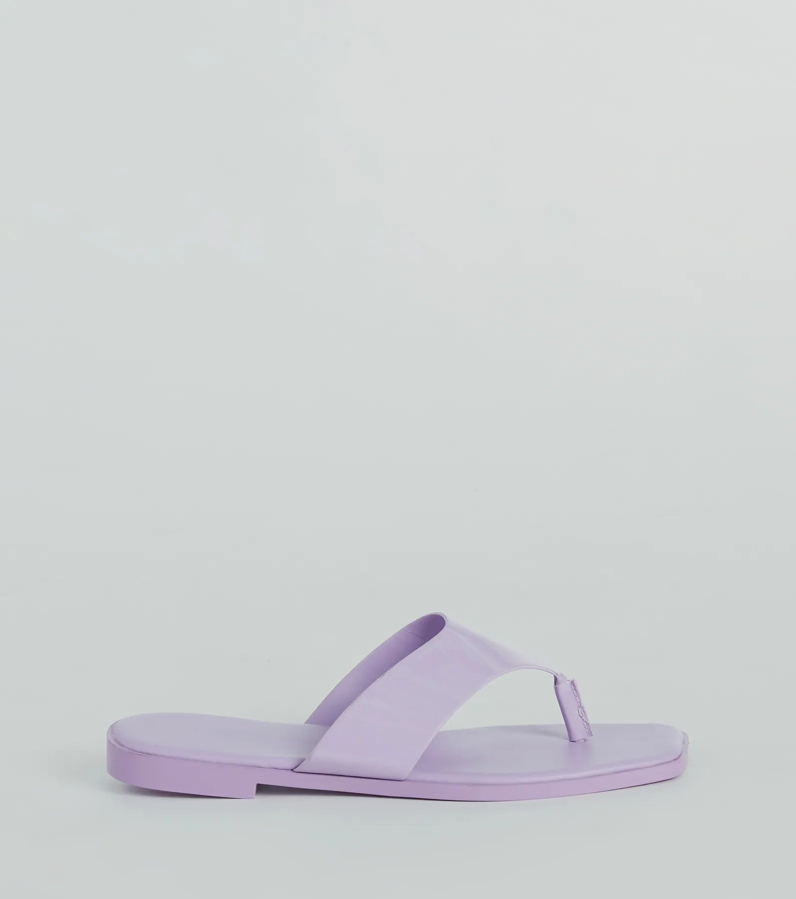 Cute Trendsetter Thong Strap Faux Leather Sandals - Image 2