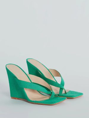 Summer Muse Linen Thong Wedges